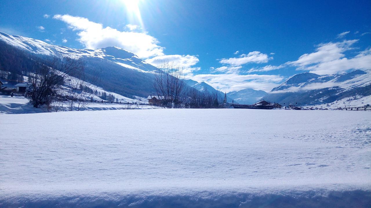 Garni Delia Hotel Livigno Kültér fotó