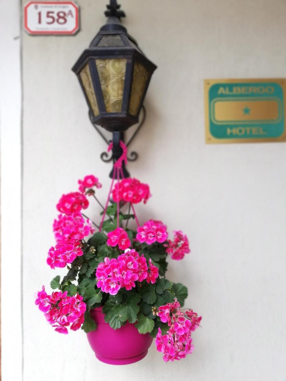 Garni Delia Hotel Livigno Kültér fotó